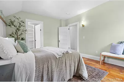 817 W Dale Avenue, Muskegon, MI 49441 - Photo 32