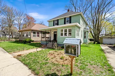 817 W Dale Avenue, Muskegon, MI 49441 - Photo 2