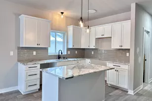 30815 Lower Ridge Dr, New Boston, MI 48164 - Photo 6