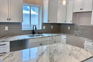 30815 Lower Ridge Dr, New Boston, MI 48164 - Photo 6