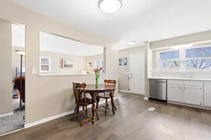 4317 Farnham Ave, Portage, MI 49002 - Photo 10