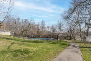 721 Whitcomb St, Kalamazoo, MI 49008 - Photo 20