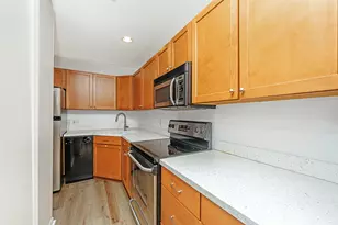 721 Whitcomb St, Kalamazoo, MI 49008 - Photo 2