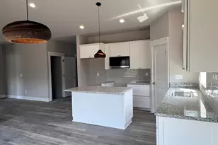 30821 Lower Ridge Dr, New Boston, MI 48164 - Photo 8