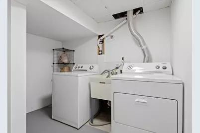 1882 Kenmore Drive, Grosse Pointe Woods, MI 48236 - Photo 20
