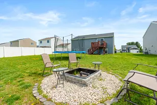 1630 Tea Pond Ct, Vicksburg, MI 49097 - Photo 30