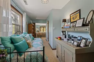 70328 Lakeview Dr, Edwardsburg, MI 49112 - Photo 16