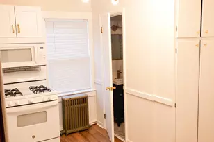 226 College Ave NE, Grand Rapids, MI 49503 - Photo 24