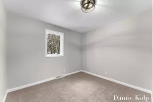 2687 Dunnigan Ave NE, Grand Rapids, MI 49525 - Photo 20