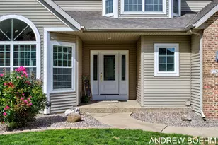 2586 Marble Ct, Zeeland, MI 49464 - Photo 6