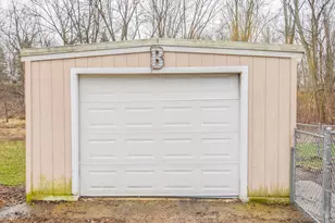421 Summit St, Union City, MI 49094 - Photo 8