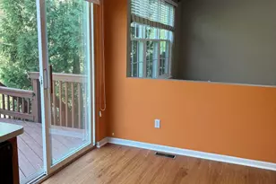 38320 Saratoga Cir, Farmington Hills, MI 48331 - Photo 8