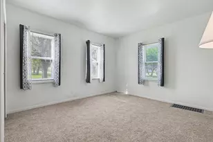 703 Elm St, Paw Paw, MI 49079 - Photo 14