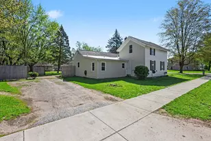 703 Elm St, Paw Paw, MI 49079 - Photo 26