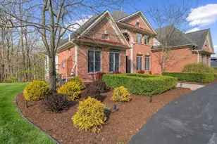 3443 Oak Park Dr, Saline, MI 48176 - Photo 2