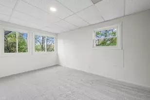 31546 Alpena Ct, Westland, MI 48186 - Photo 12
