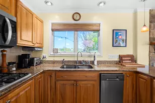 51545 Summit St, Paw Paw, MI 49079 - Photo 10
