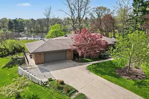 4344 Roxbury Ln, Kalamazoo, MI 49008 - Photo 44
