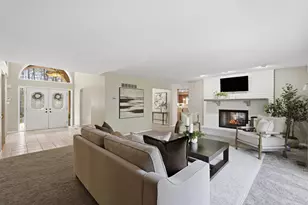 9256 Fenton Rd, Grand Blanc, MI 48439 - Photo 10