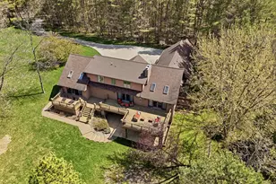 9256 Fenton Rd, Grand Blanc, MI 48439 - Photo 2