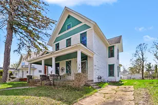 423 W Upton Ave, Reed City, MI 49677 - Photo 2