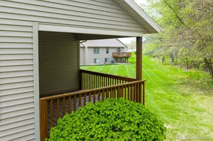 2353 Valarie Dr, Zeeland, MI 49464 - Photo 52