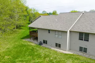 2353 Valarie Dr, Zeeland, MI 49464 - Photo 48
