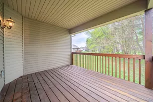 2353 Valarie Dr, Zeeland, MI 49464 - Photo 16