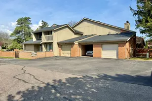 1651 S Hill Blvd, Bloomfield Hills, MI 48304 - Photo 32