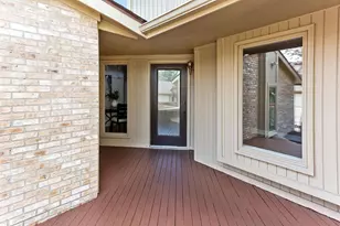 4291 Foxpointe Dr, West Bloomfield, MI 48323 - Photo 2