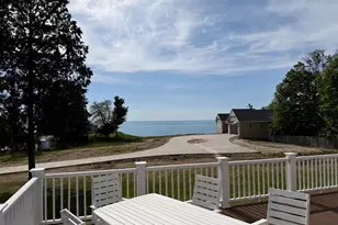 77102 Marwood Dr, South Haven, MI 49090 - Photo 2