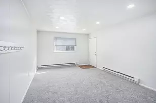 10477 S Sprinkle Rd, Vicksburg, MI 49097 - Photo 10