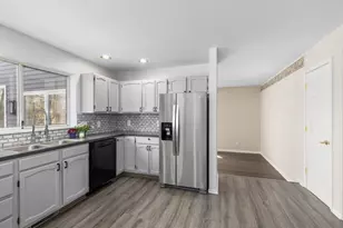 7721 Sun Quest Ridge Dr NE, Ada, MI 49301 - Photo 8