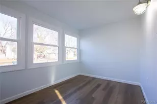 1308 E Milton, Hazel Park, MI 48030 - Photo 4