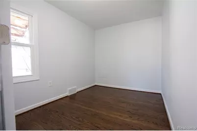 1308 E Milton, Hazel Park, MI 48030 - Photo 14