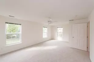 2800 S Knightsbridge Cir, Ann Arbor, MI 48105 - Photo 16