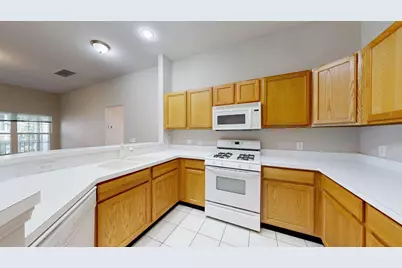 2678 S Knightsbridge Circle, Ann Arbor, MI 48105 - Photo 2