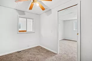 3207 Jefferson St, Muskegon, MI 49444 - Photo 6