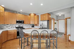 2213 N Bristol St, Holland, MI 49424 - Photo 10