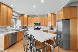 2213 N Bristol St, Holland, MI 49424 - Photo 10