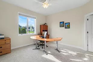 2213 N Bristol St, Holland, MI 49424 - Photo 20