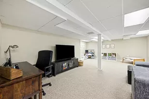 16177 Old Bedford Rd, Northville, MI 48168 - Photo 24