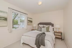 398 Hollywood Dr, Saline, MI 48176 - Photo 18