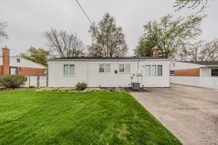 398 Hollywood Dr, Saline, MI 48176 - Photo 32