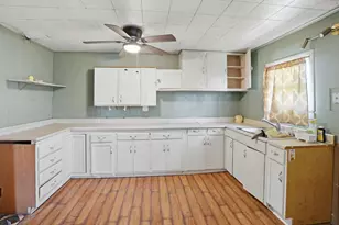 1928 S 35th St, Galesburg, MI 49053 - Photo 14