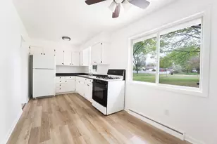 2947 Clarice St, Kalamazoo, MI 49048 - Photo 2