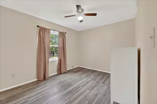 385 Hollywood Dr, Saline, MI 48176 - Photo 22