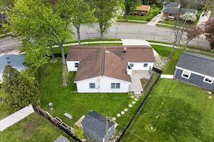 385 Hollywood Dr, Saline, MI 48176 - Photo 58