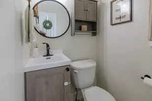7829 Julie Dr, Portage, MI 49024 - Photo 14