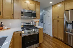 7829 Julie Dr, Portage, MI 49024 - Photo 10